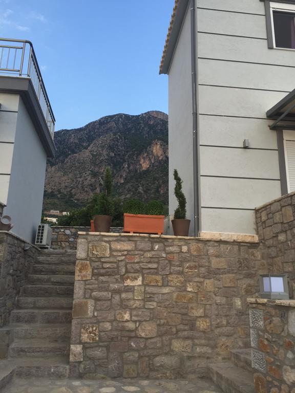 Mountain & Sea Appartamento Kalamata Esterno foto